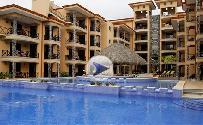 Bahia Encantada Pool