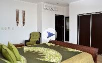 King sized Bed